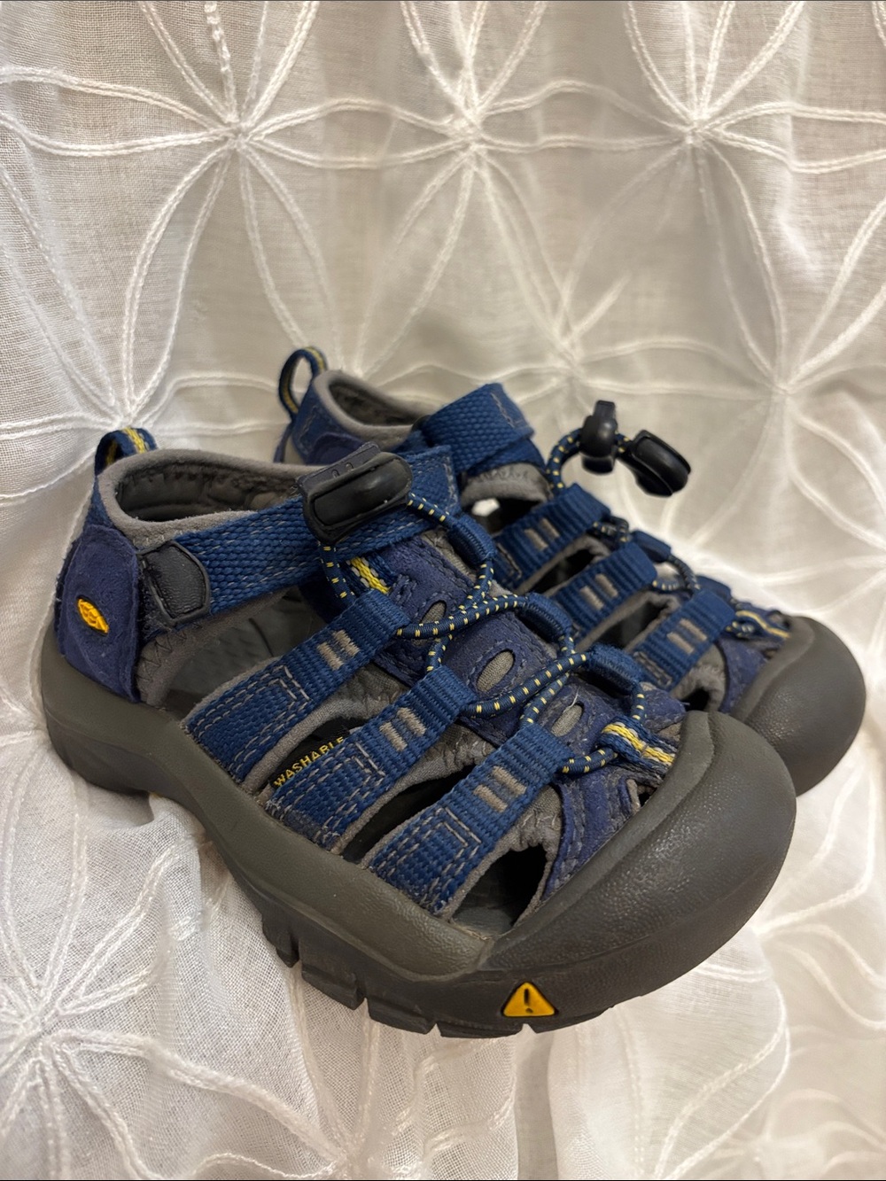 Keen Kids Blue and Yellow Closed-Toe Outdoor Sandals